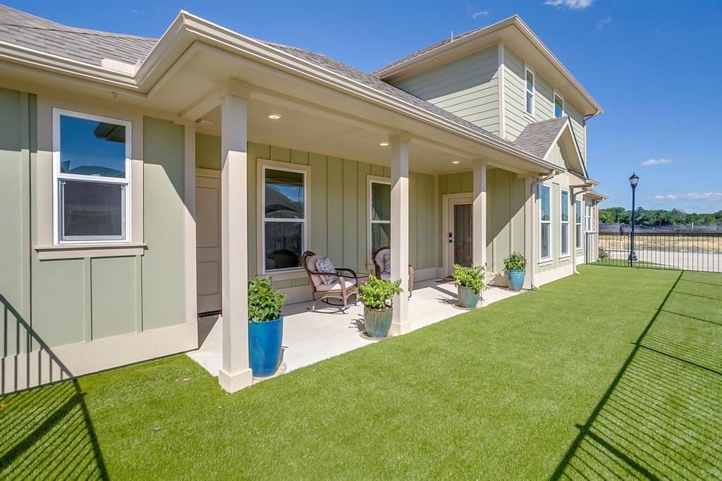 House in Granbury, Texas, United States 5 - 18152877