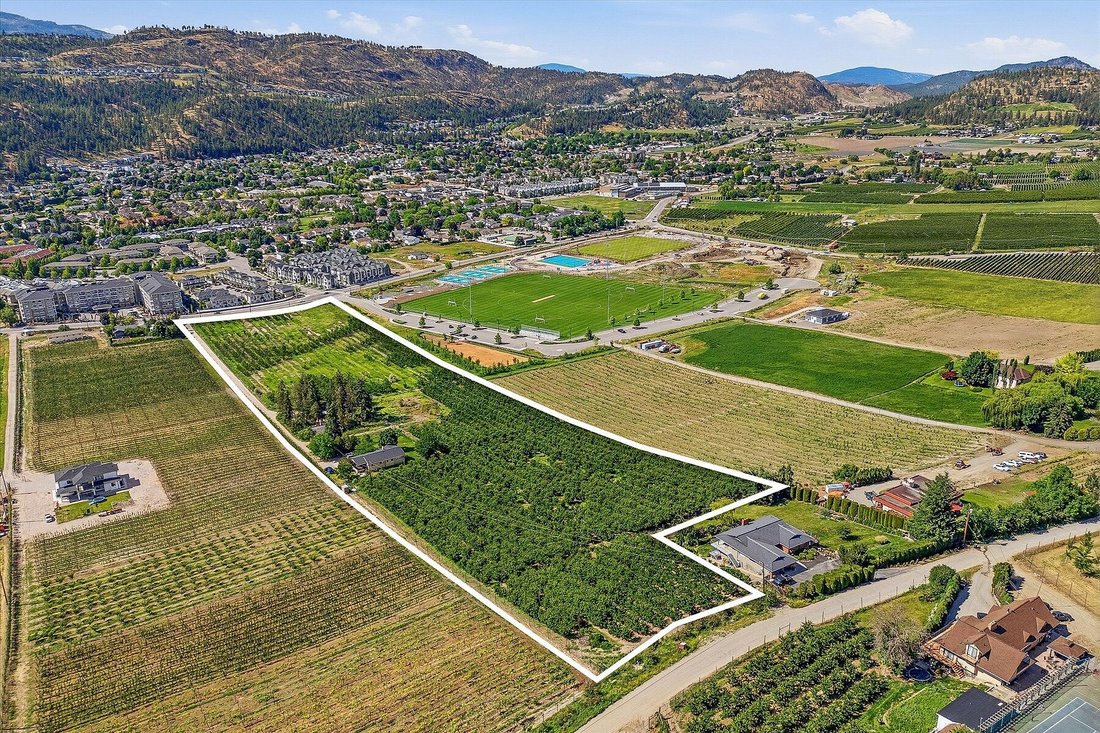 Farm Ranch in Kelowna, British Columbia, Canada 2 - 18153037