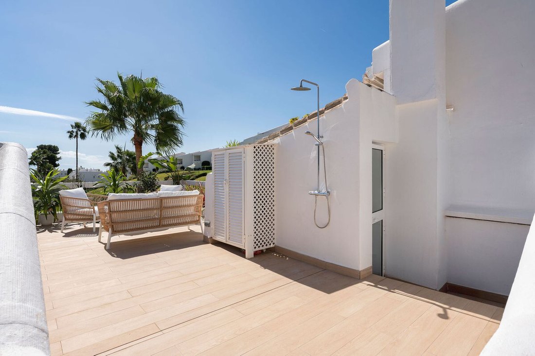Penthouse in Nueva Andalucia, Marbella, Spain 4 - 18153230
