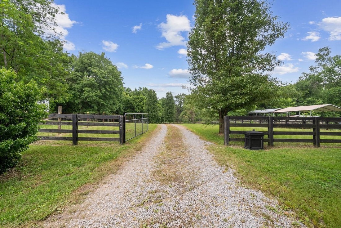 House in Columbia, Tennessee, United States 3 - 18152535