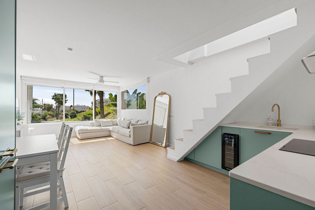 Penthouse in Nueva Andalucia, Marbella, Spain 5 - 18153230