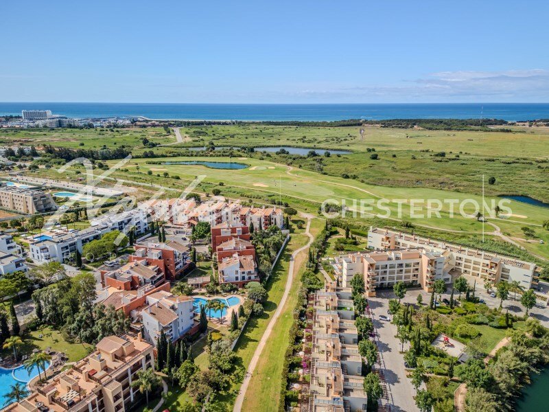 Apartment in Vilamoura, Quarteira, Algarve 1 - 18152969