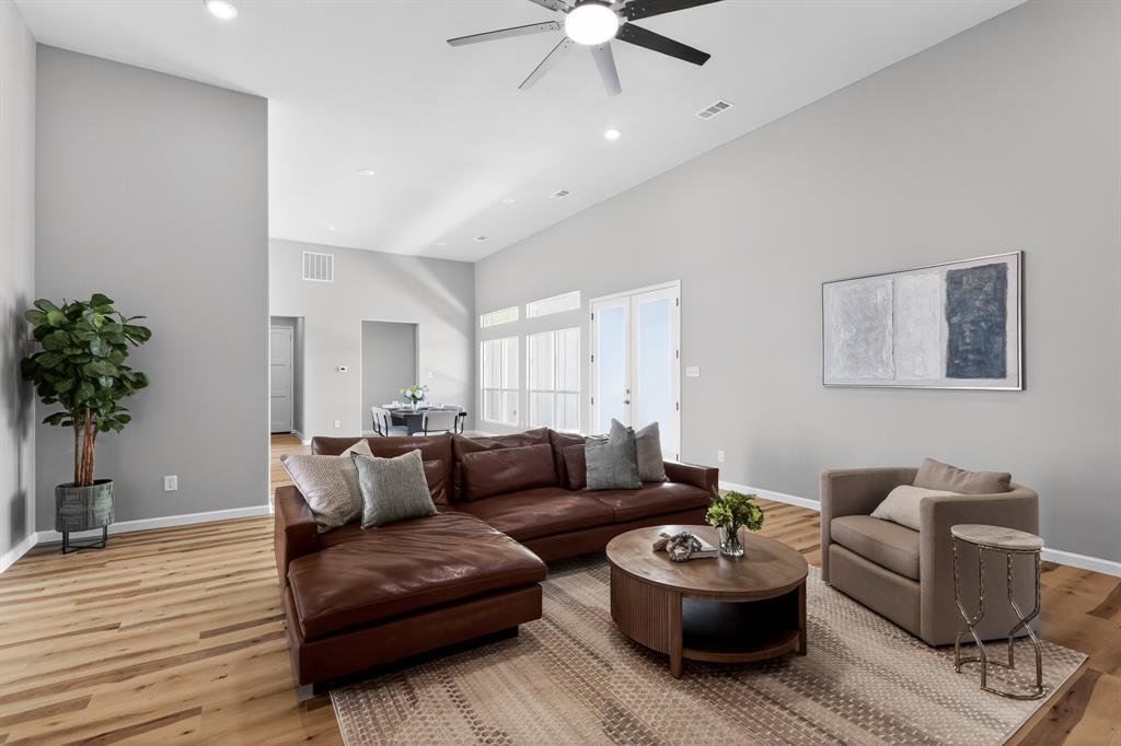 House in Waxahachie, Texas, United States 3 - 18152890
