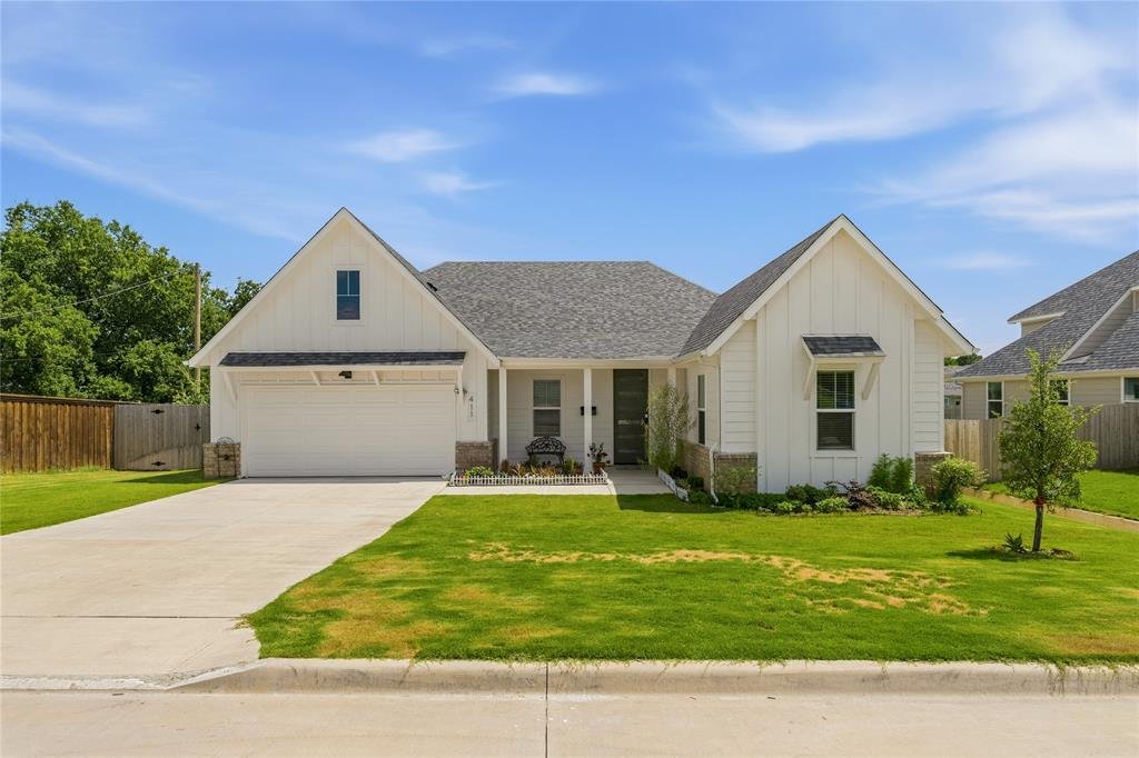 House in Euless, Texas, United States 3 - 18152854