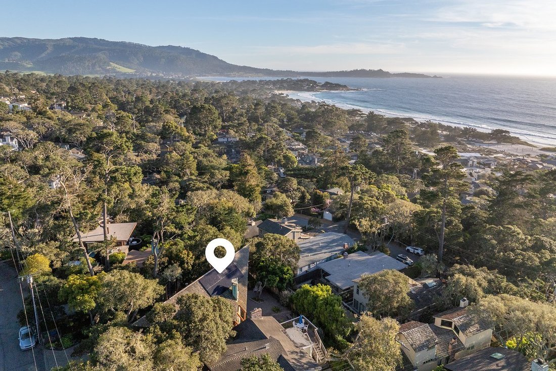 House in Carmel-by-the-Sea, California, United States 2 - 18153371