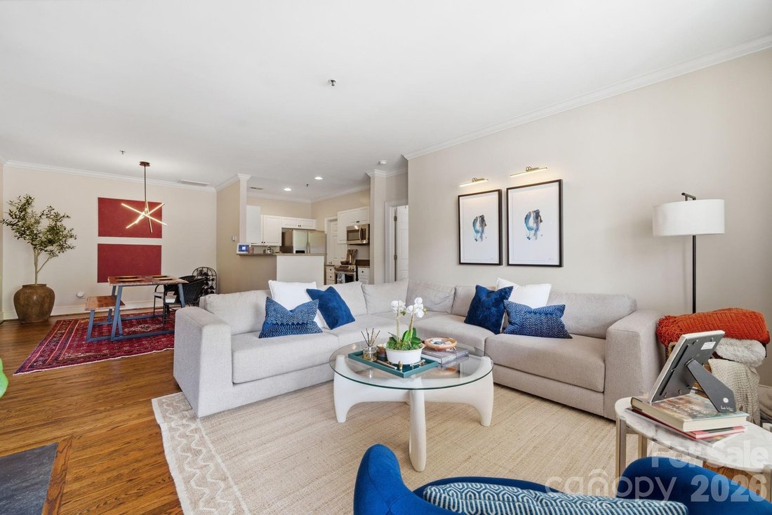 Condo in Charlotte, North Carolina, United States 3 - 18153696