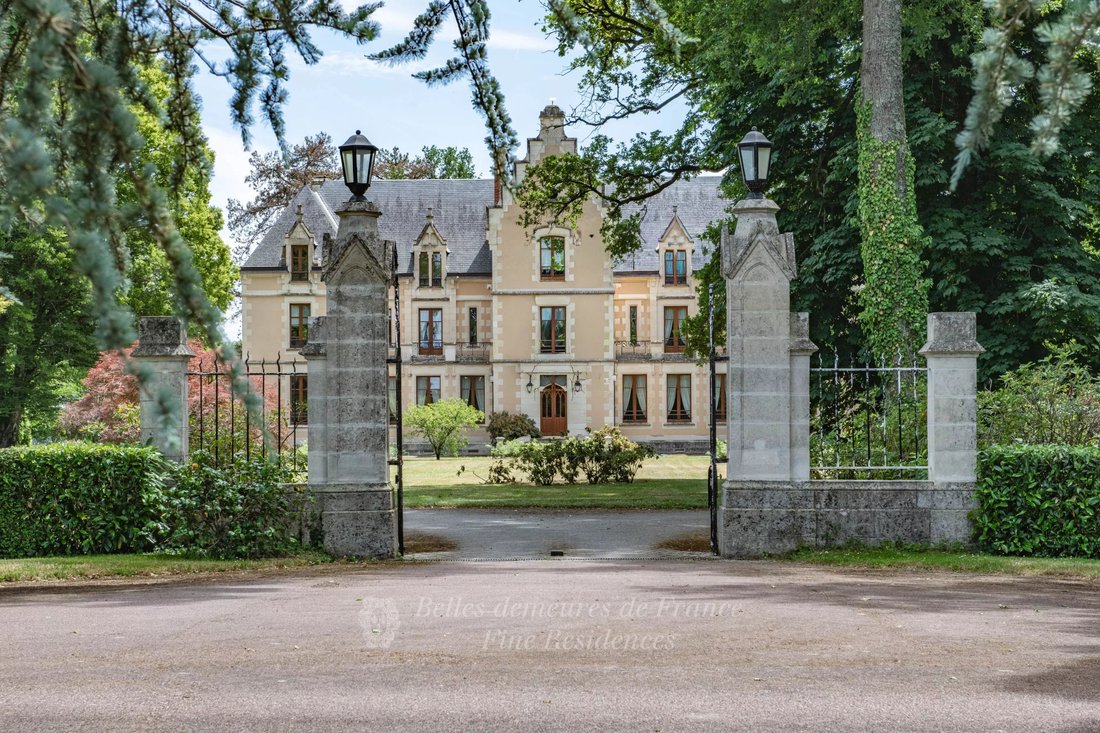 Castle in Sancoins, Centre-Val de Loire, France 1 - 17223192