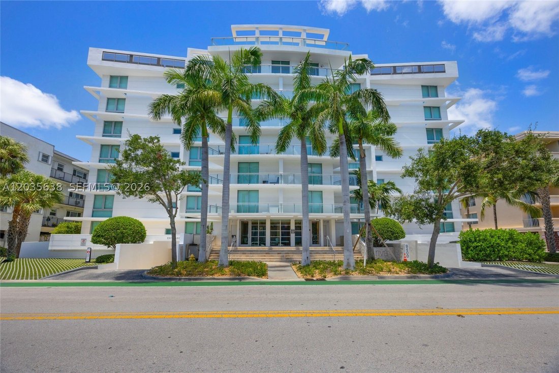 Condo in Bal Harbour, Florida, United States 1 - 18152381