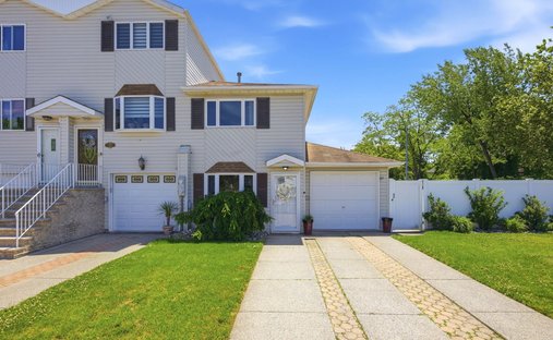 House in New York, New York, United States 1