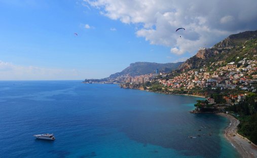 Villa in Village-Cros de Caste-Coupiere-Mont Gros, Roquebrune-Cap-Martin, France 1