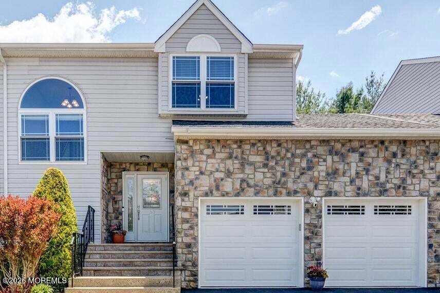 House in Marlboro Township, New Jersey, United States 1 - 18153541