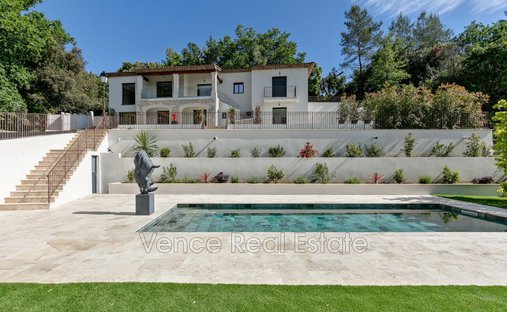 Villa in Nord, Roquefort-les-Pins, France 1