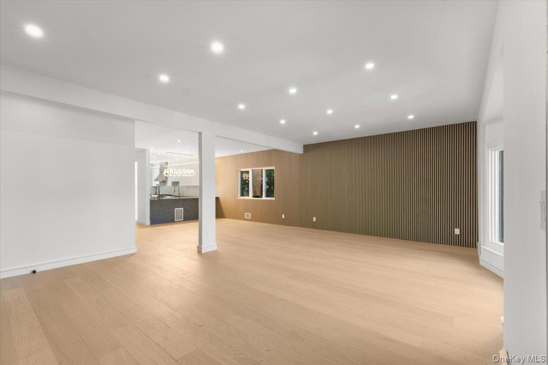 House in New York, New York, United States 4 - 18152462