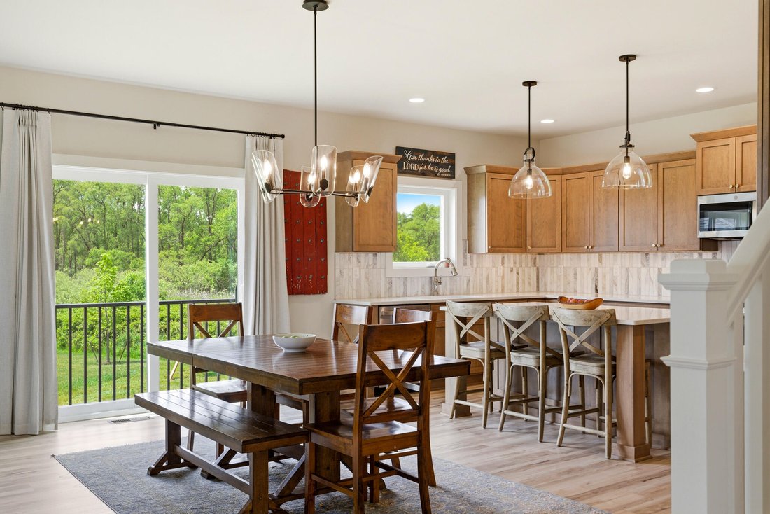 House in Waukesha, Wisconsin, United States 3 - 18152526