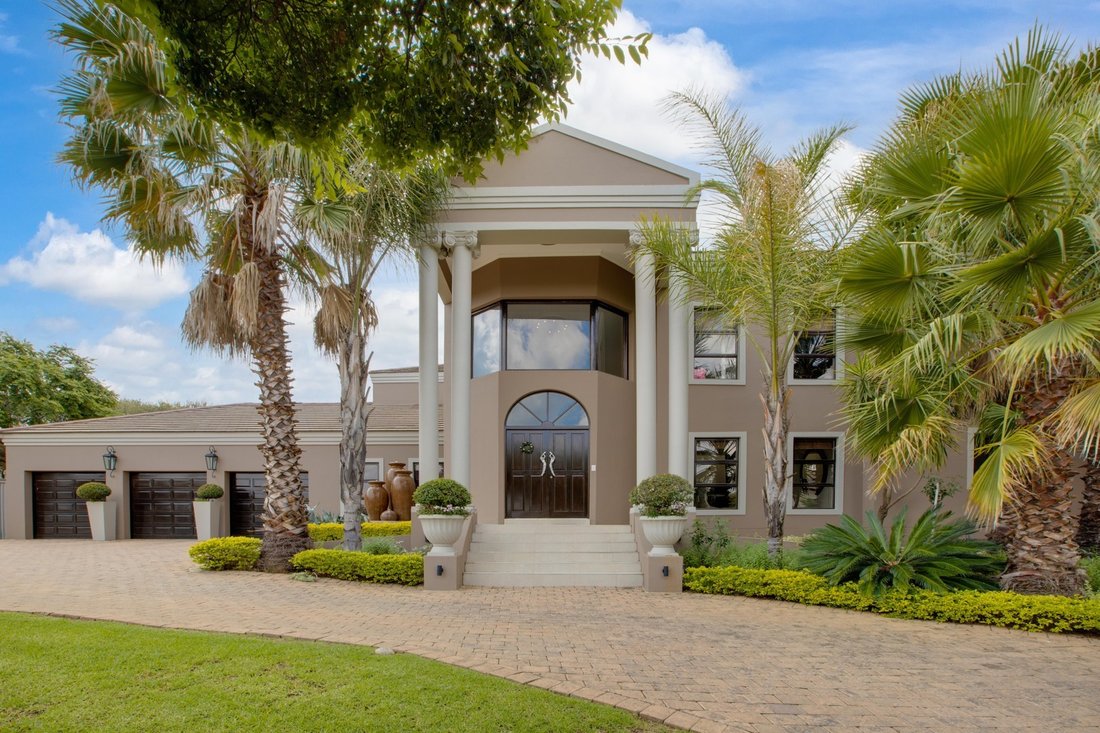 House in Chartwell, Gauteng, South Africa 2 - 18153640