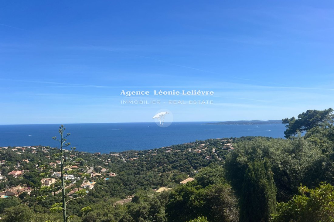 Villa in Les Issambres, Roquebrune-sur-Argens, France 1 - 18110972