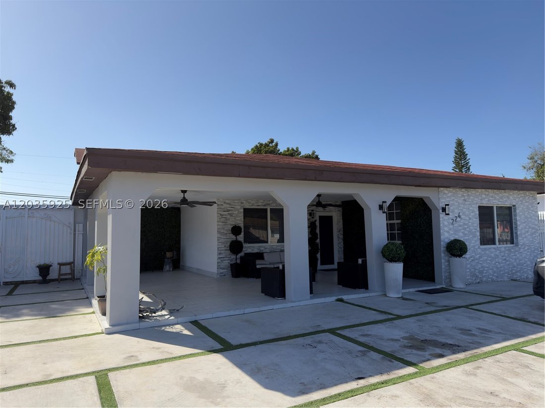 House in Hialeah, Florida, United States 2 - 18152574