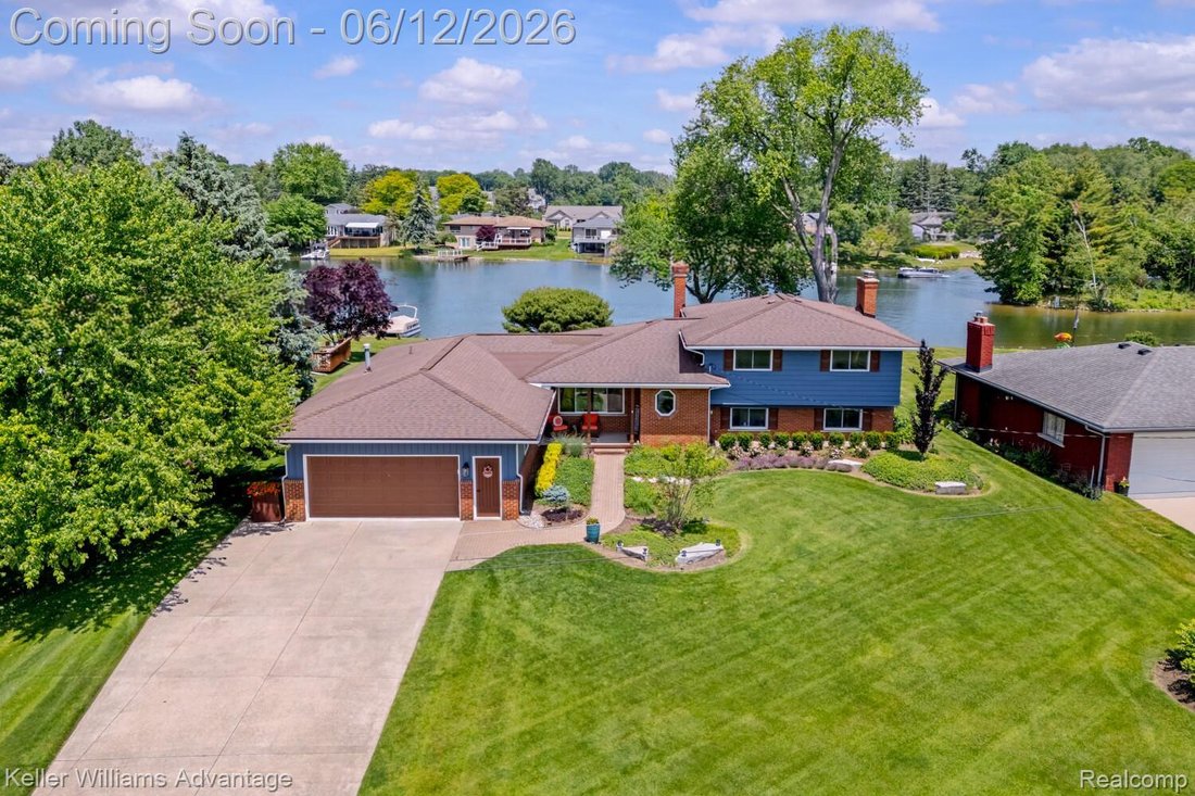 House in White Lake charter Township, Michigan, United States 2 - 18152494