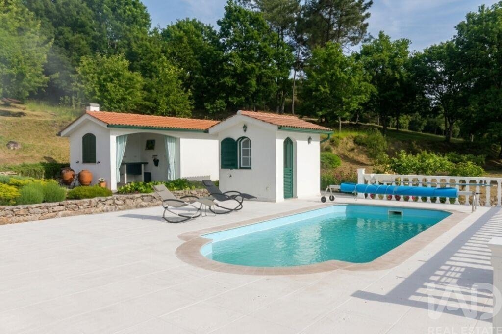 Townhouse in Ferreira de Aves, Viseu District, Portugal 5 - 18153608