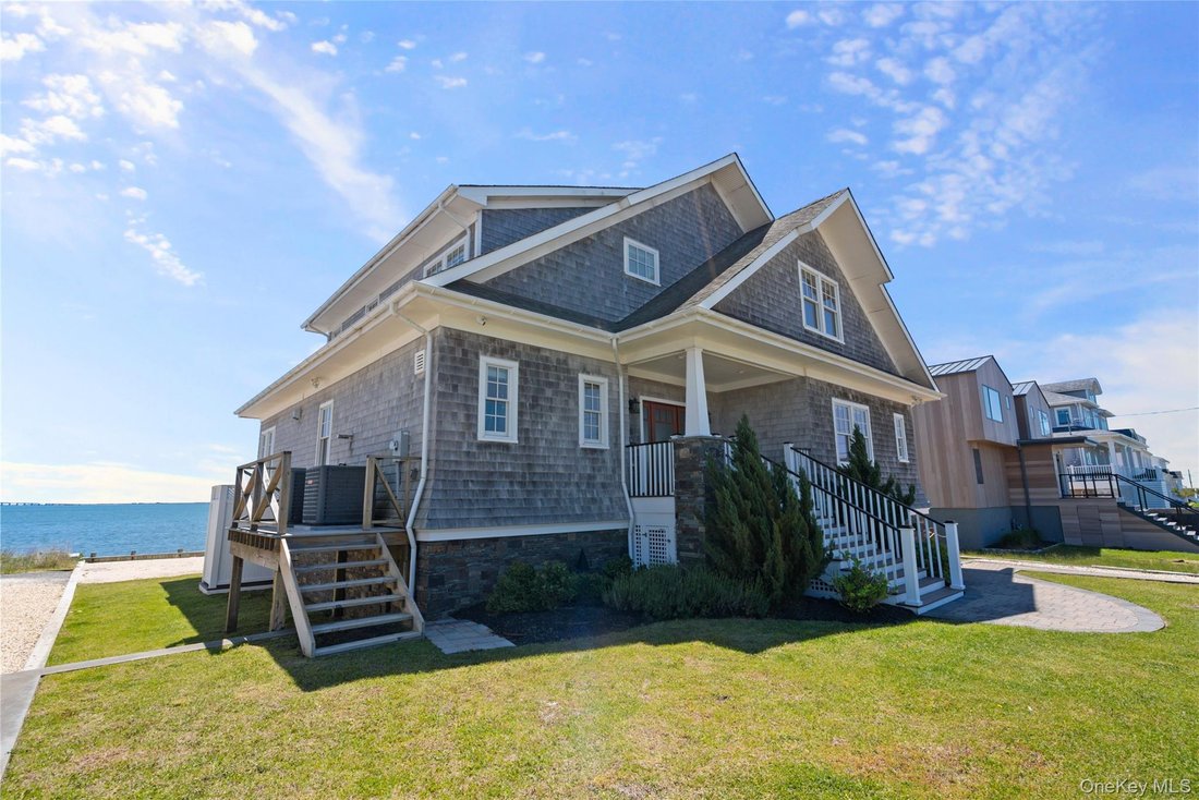 House in East Quogue, New York, United States 4 - 18152511