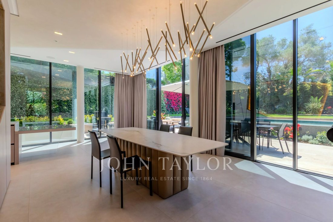 Villa in Antibes, Provence-Alpes-Côte d'Azur, France 5 - 18153302