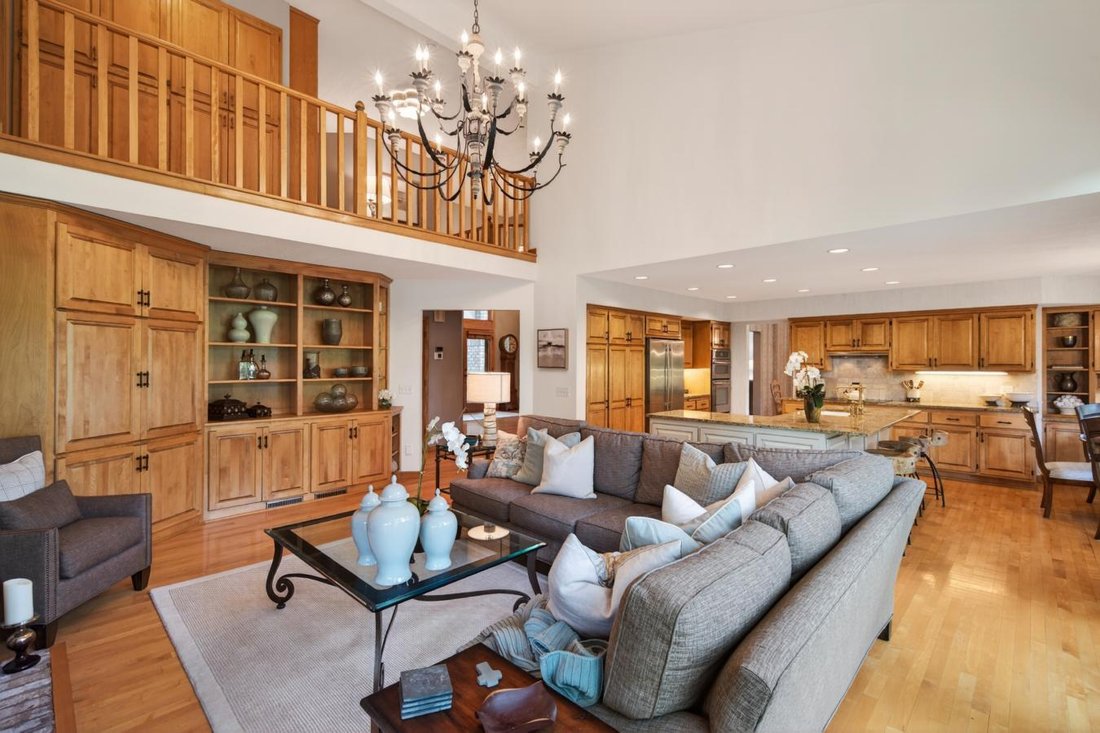 House in Plymouth, Minnesota, United States 5 - 18153016