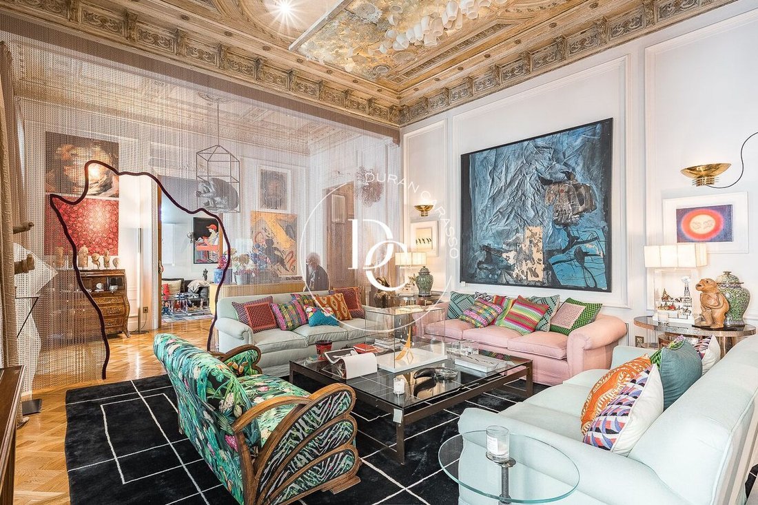 Apartment in Eixample, Barcelona, Spain 3 - 18153209