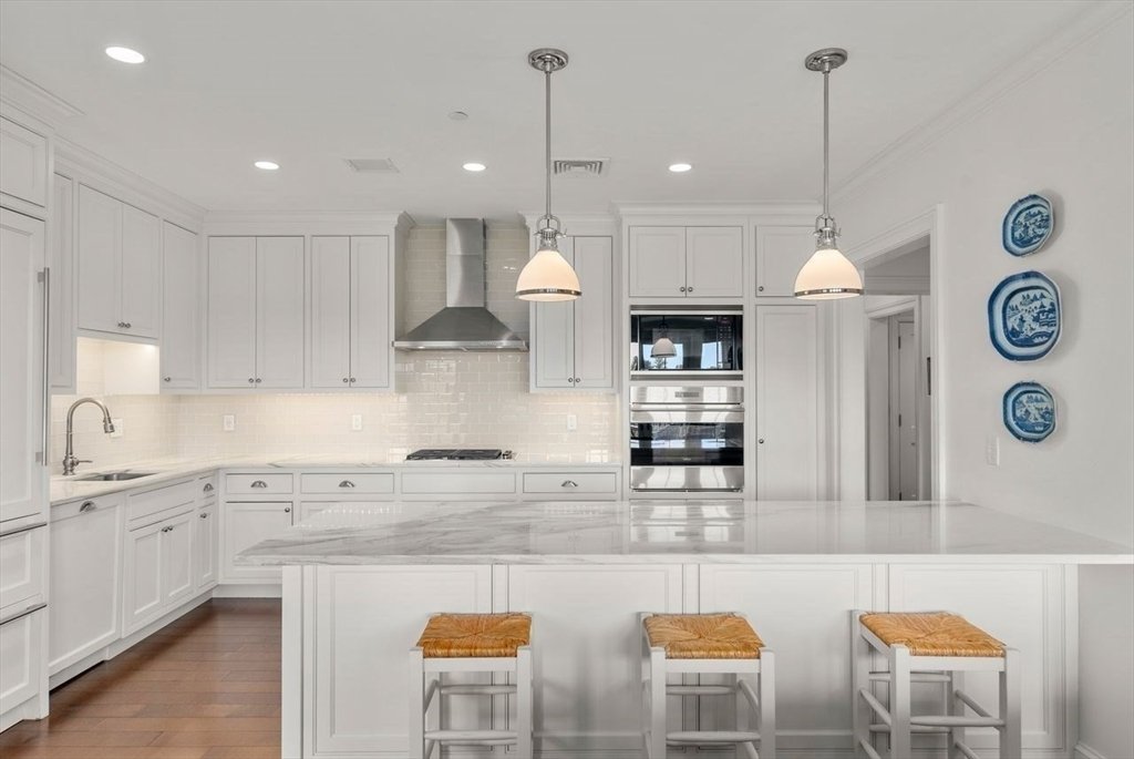 Condo in Wellesley, Massachusetts, United States 5 - 18153154