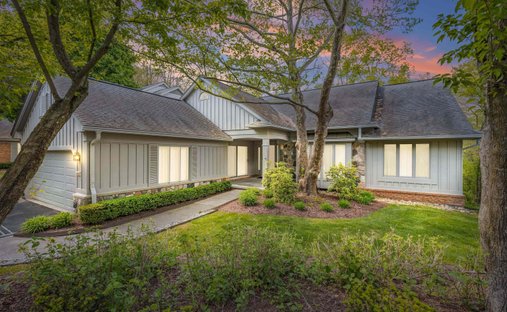 Condo in Orchard Lake Village, Michigan, United States 1