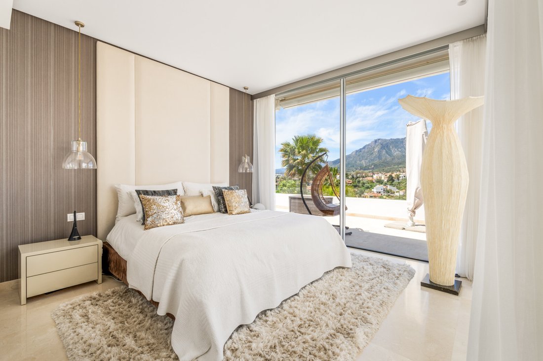 Villa in Marbella, Andalusia, Spain 4 - 18153028