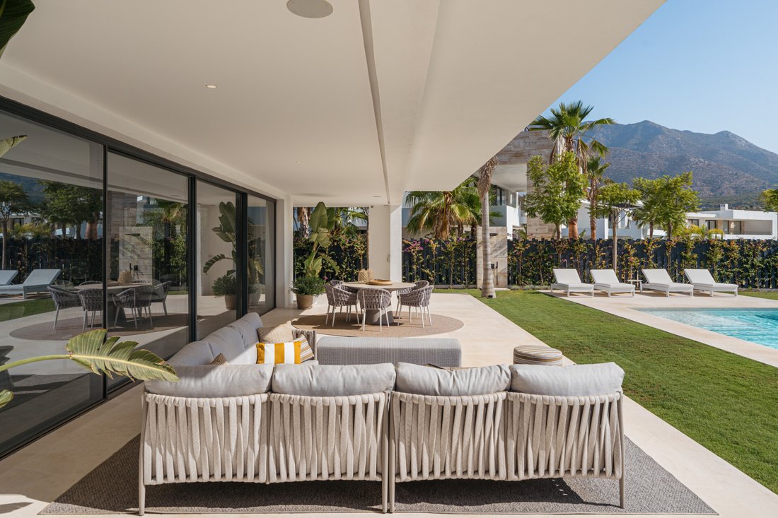 Villa in Marbella, Andalusia, Spain 5 - 18153029