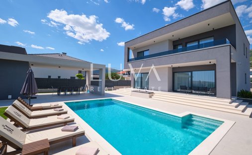 Villa in Kastel Stari, Split-Dalmatia County, Croatia 1