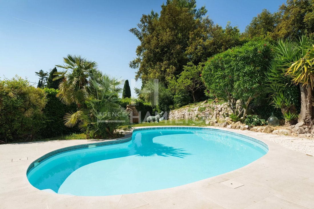 Villa in Grasse, Provence-Alpes-Côte d'Azur, Frankreich 3 - 18153325
