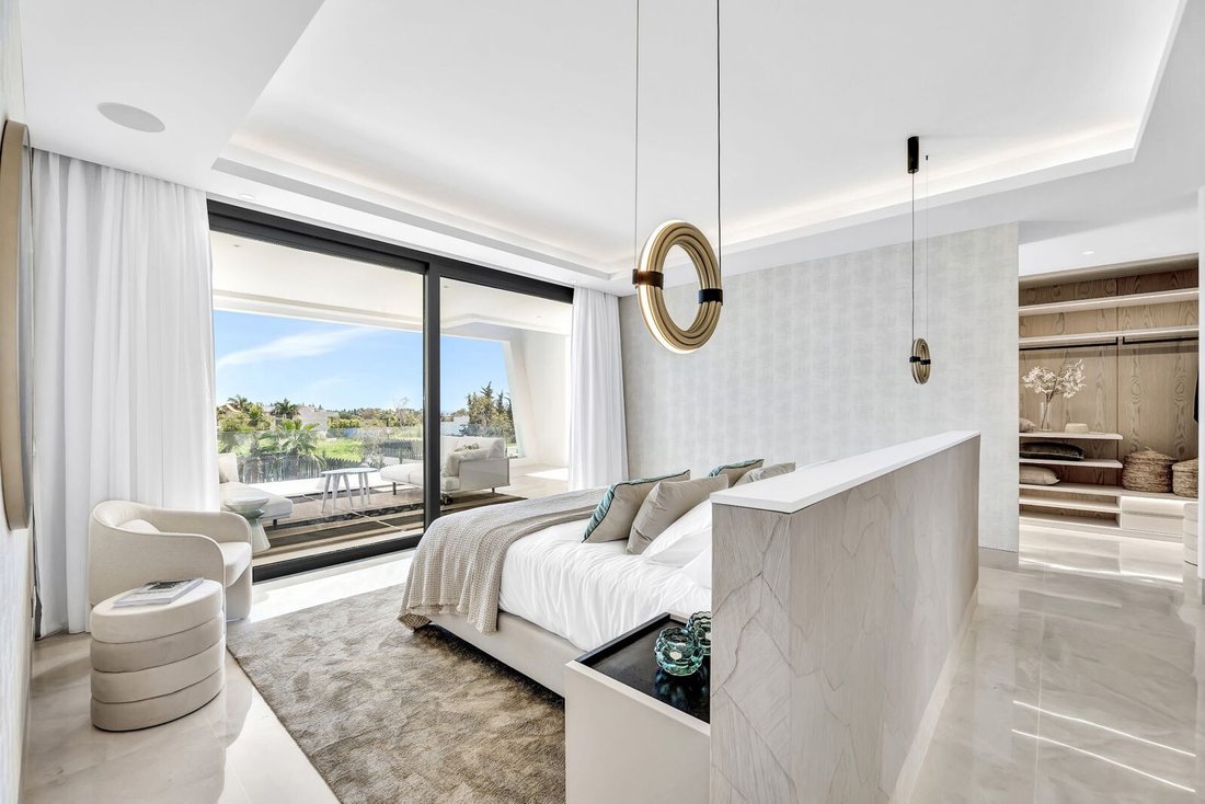 Villa in Marbella, Andalusia, Spain 4 - 18153029