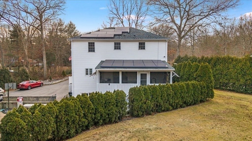 House in Dartmouth, Massachusetts, United States 5 - 18152499
