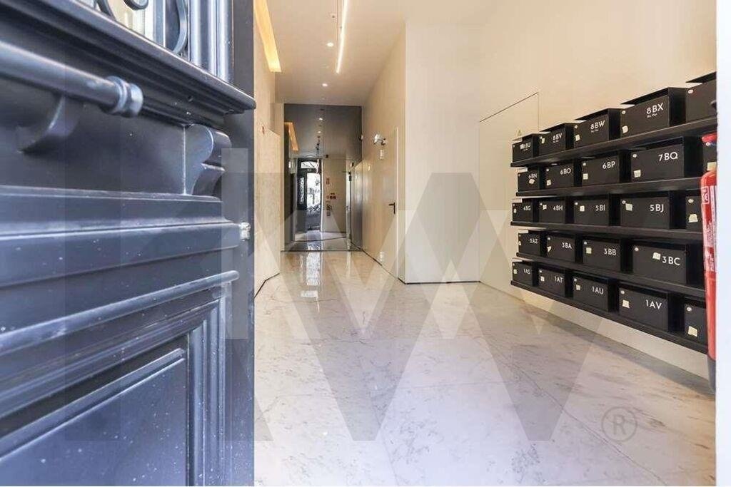 Apartment in Arroios, Lisbon, Portugal 2 - 18153200