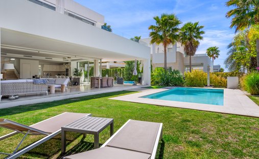 Villa in Marbella, Andalusien, Spanien 1