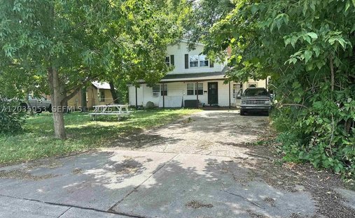 House in Arnolds Park, Iowa, United States 1