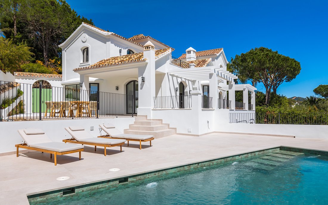 Villa in Benahavis, Andalusia, Spain 1 - 18153025