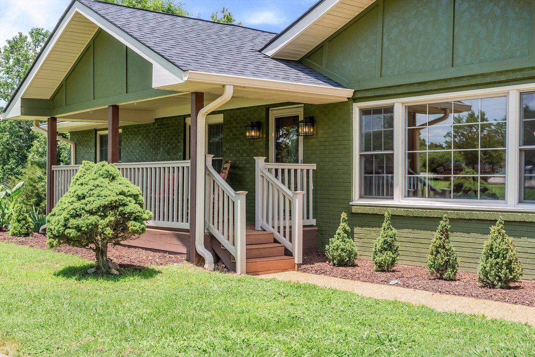 House in Bon Aqua, Tennessee, United States 1 - 18152596