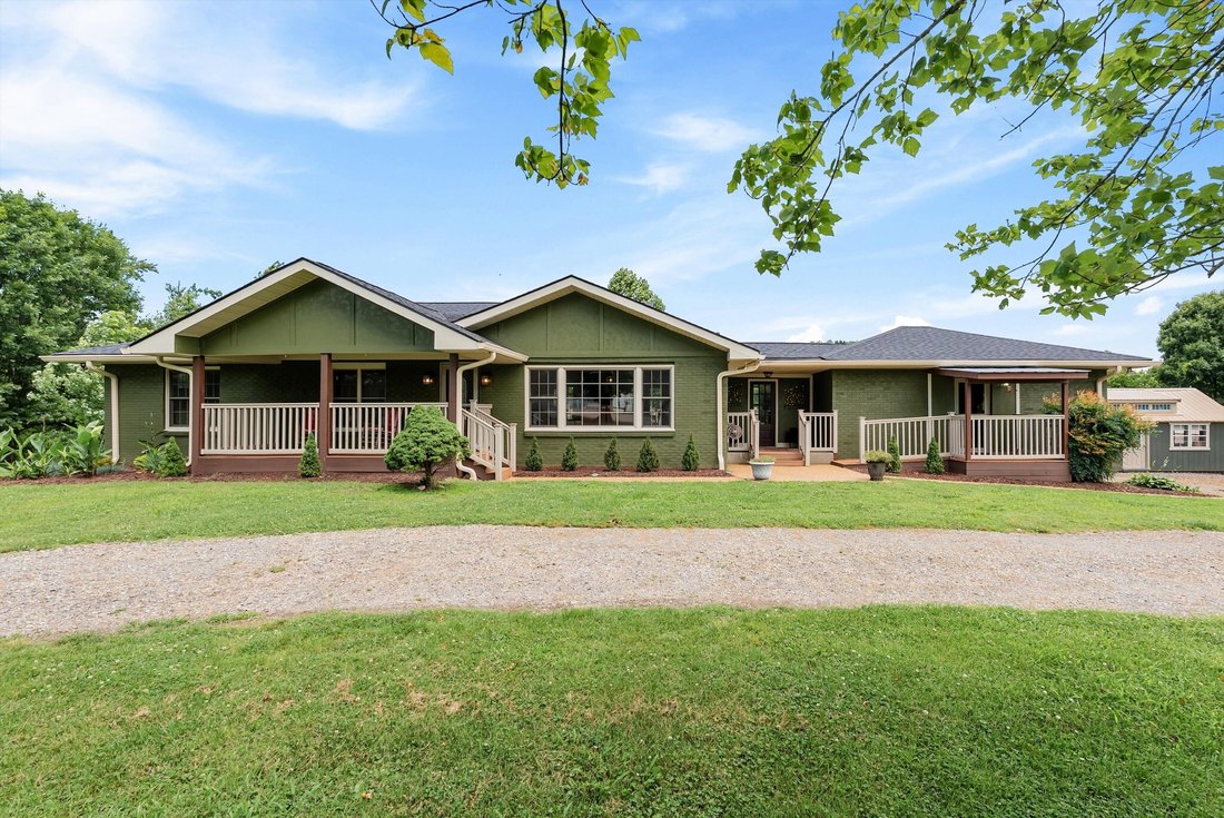 House in Bon Aqua, Tennessee, United States 2 - 18152596
