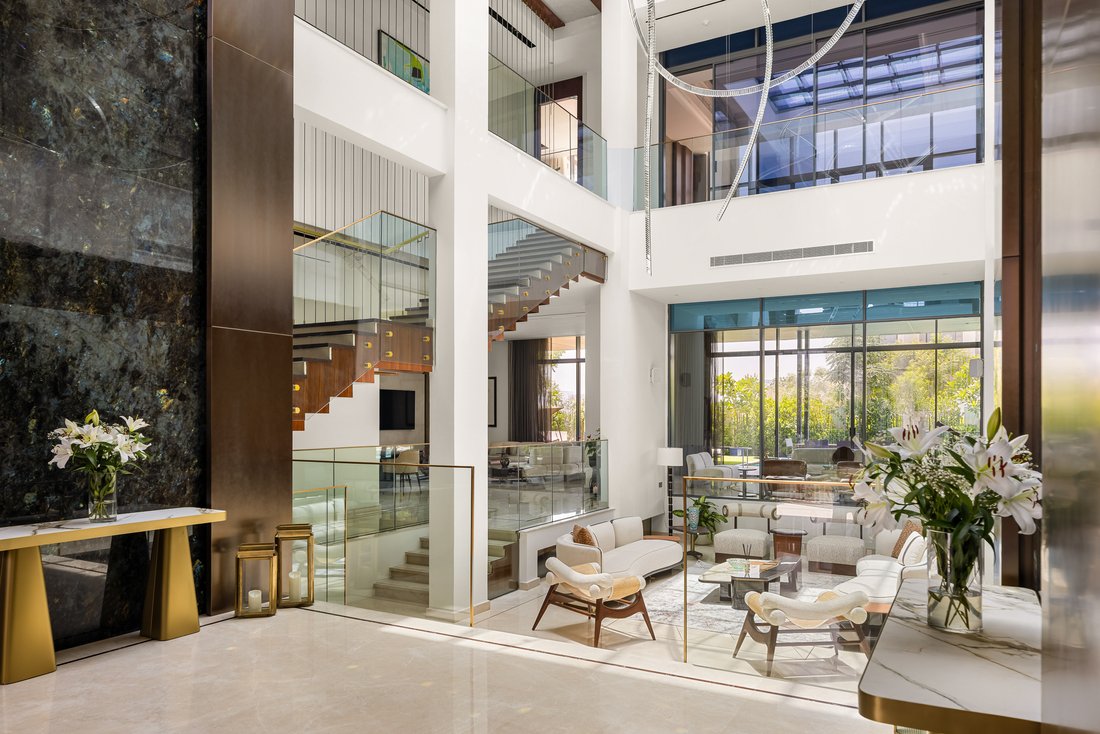 Villa in Hadaeq Sheikh Mohammed Bin Rashid, Dubai, United Arab Emirates 3 - 18146533