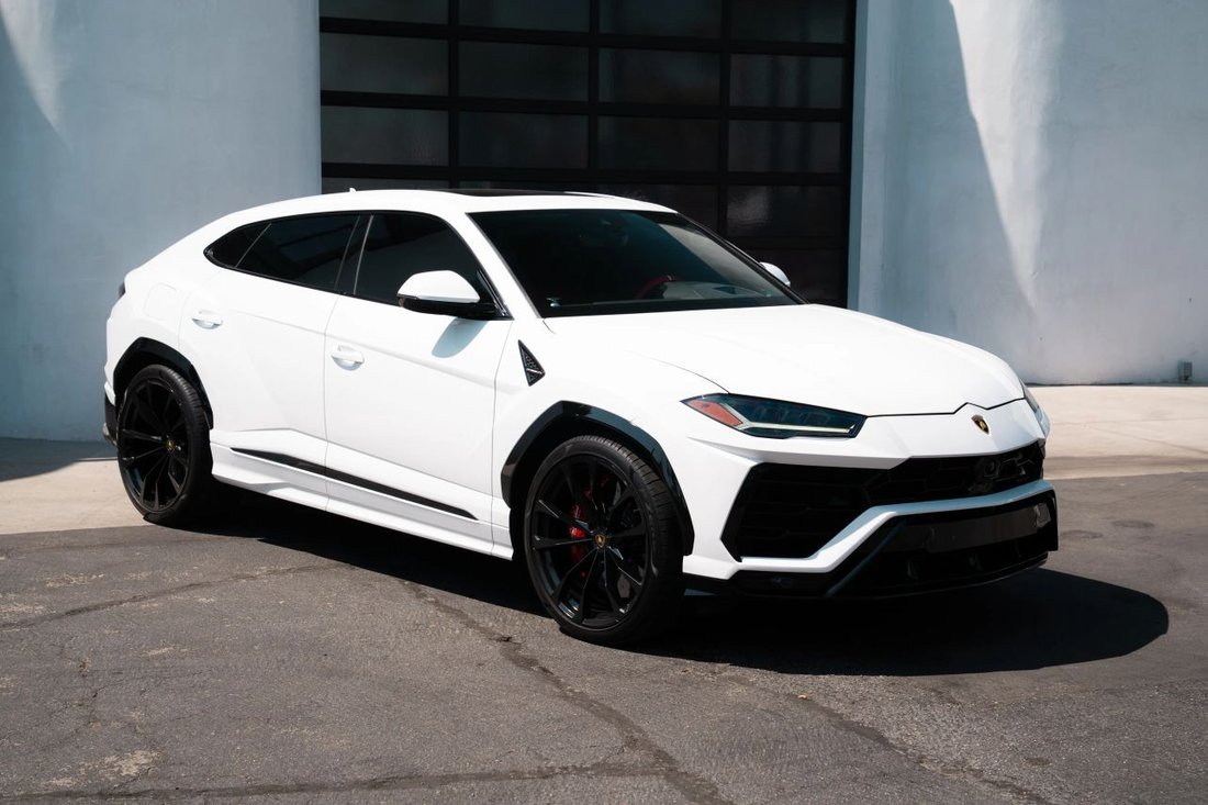 Suv in Riverside, CA, United States 1 - 18153483