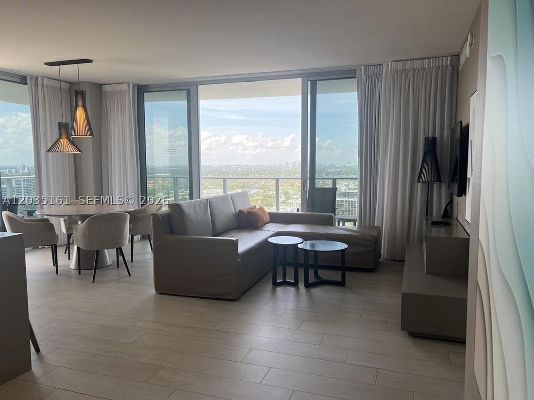 Condo in Hollywood, Florida, United States 1 - 18152572