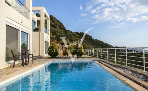 Villa in Verga Community, Peloponnese, Western Greece and the Ionian, Griechenland 1