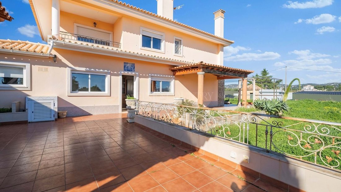 House in Santa Barbara de Nexe, Algarve, Portugal 3 - 14867884