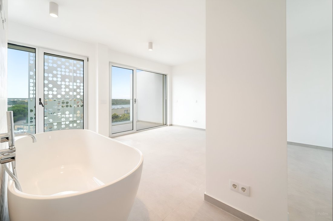 Apartment in Lagoa e Carvoeiro, Algarve, Portugal 2 - 17266699
