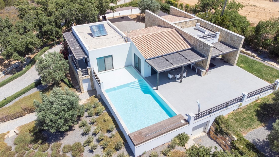 Villa in Porches, Algarve, Portugal 1 - 17330474