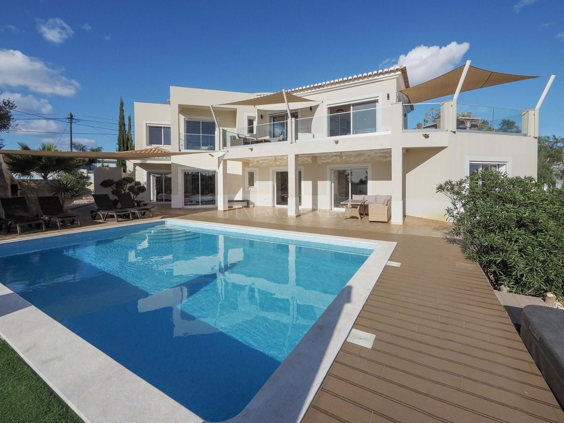 House in Carvoeiro, Algarve, Portugal 1 - 14867862