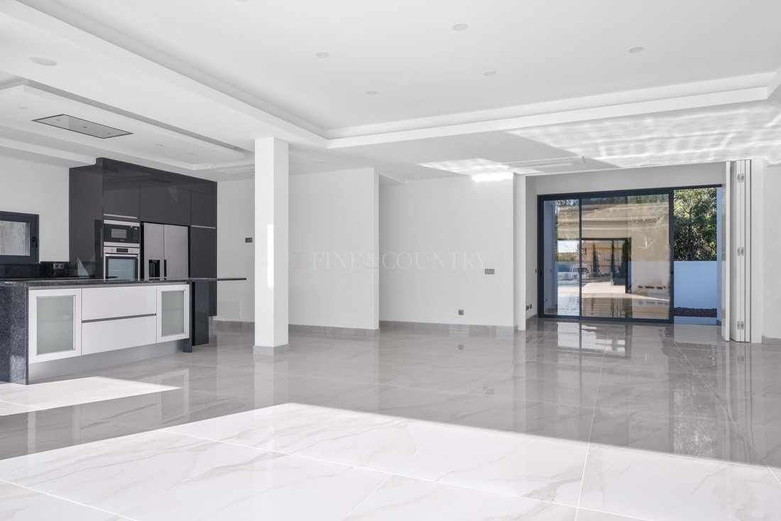 House in Vilamoura, Quarteira, Algarve 4 - 14867852